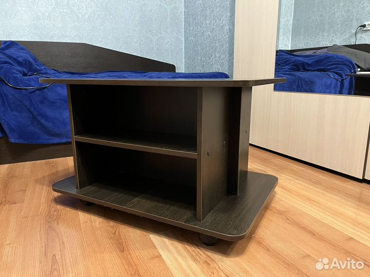 Тумба под телевизор
