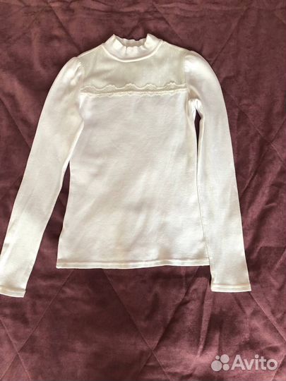 Белая блуза