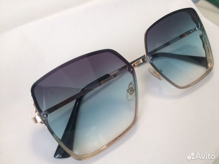 Солнцезащитные очки женские