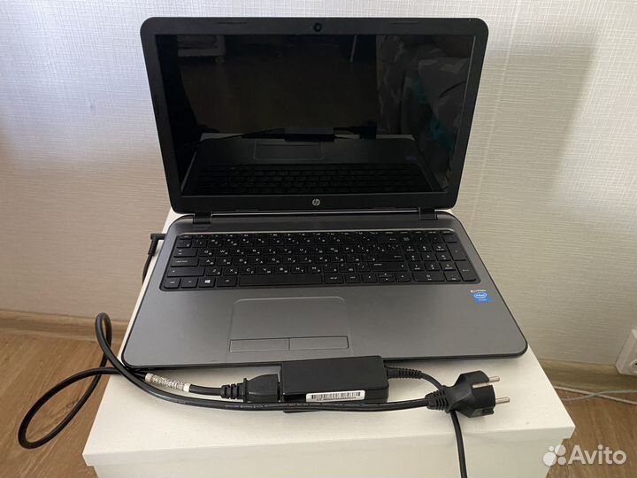 Ноутбук HP 15-r098sr (energy star)