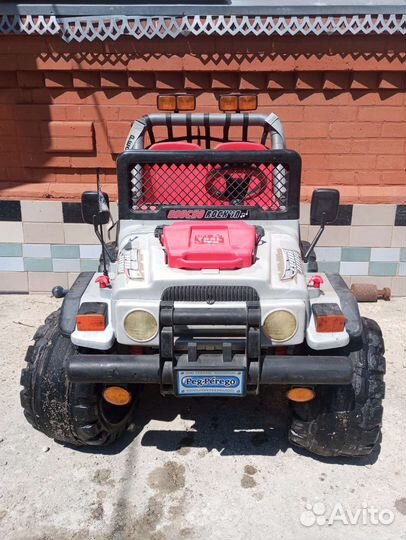 Электромобиль Peg Perego