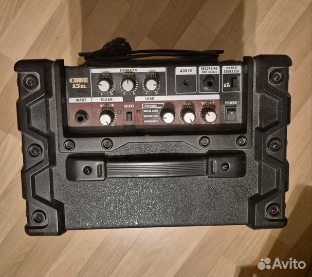 Гитарный комбоусилитель roland