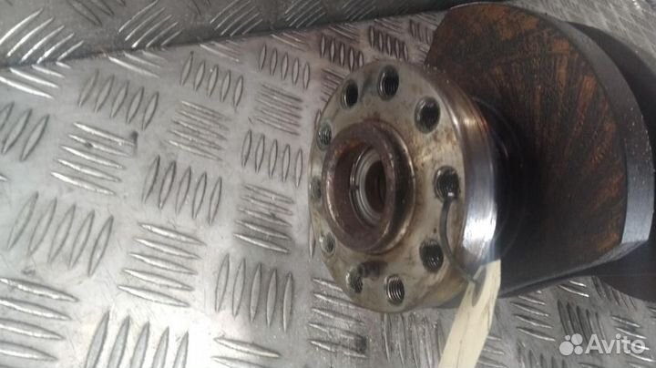 Коленвал Volvo V70 (2000-2008)