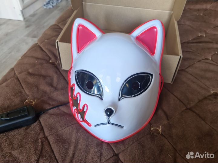 Неоновая маска