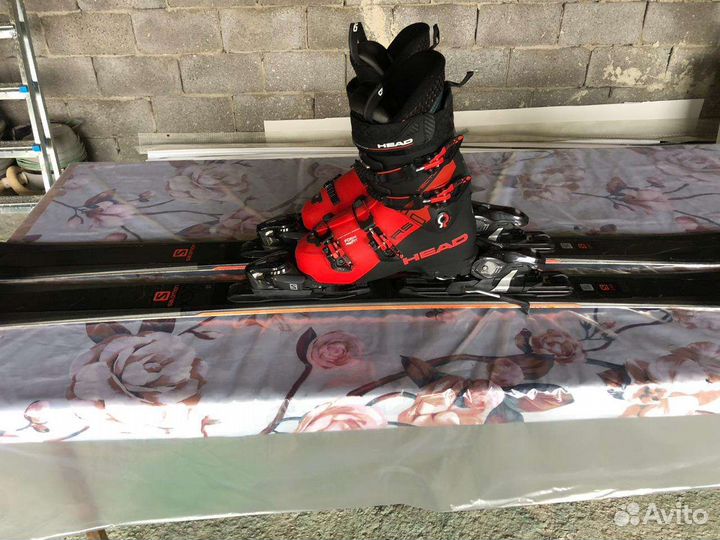 Горнолыжный комплект