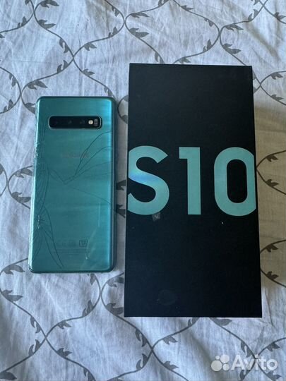 Samsung Galaxy S10, 8/128 ГБ