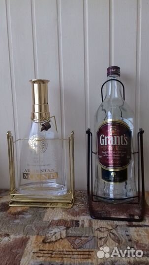 Бутылка на качелях