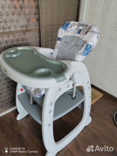 Стульчик для кормления-трансформер