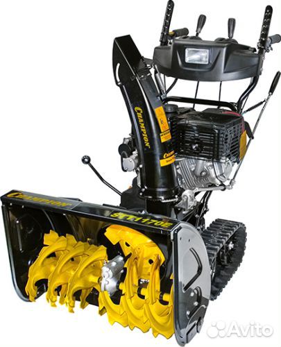 Снегоуборщик гусеничный champion STT 1170Е