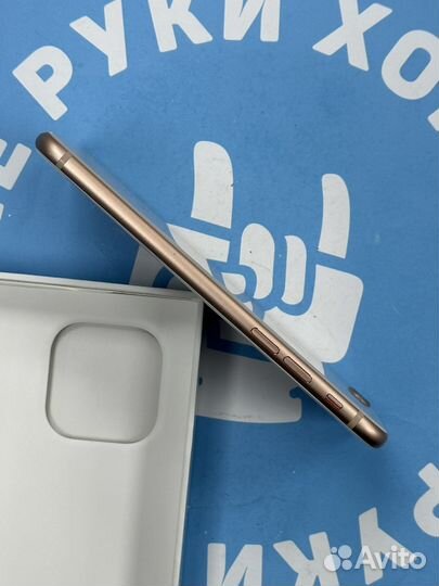 iPhone 8, 64 ГБ