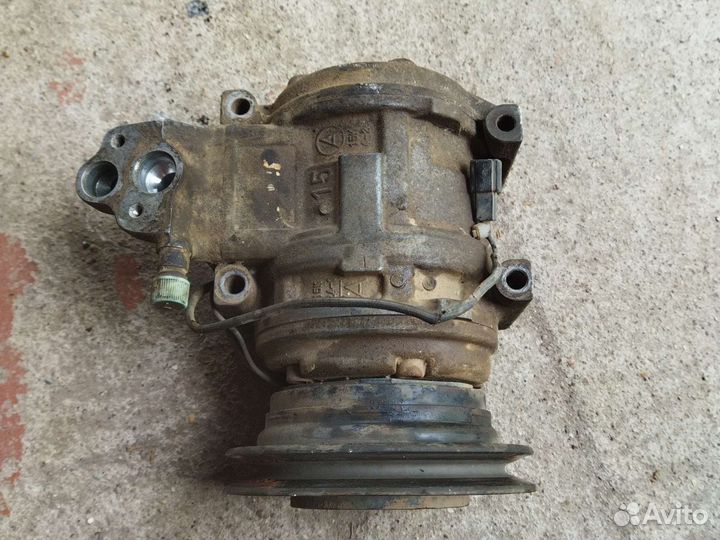 Компрессор кондиционера Mitsubishi Pajero 2 6G72