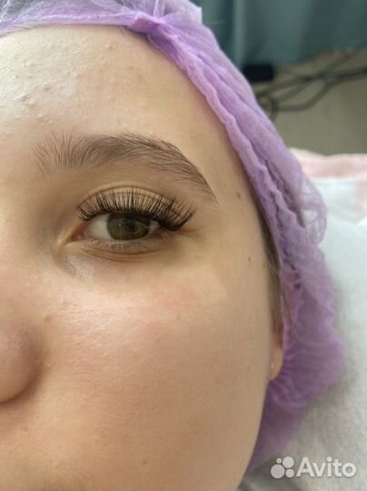 Наращивание ресниц, окрашивание бровей