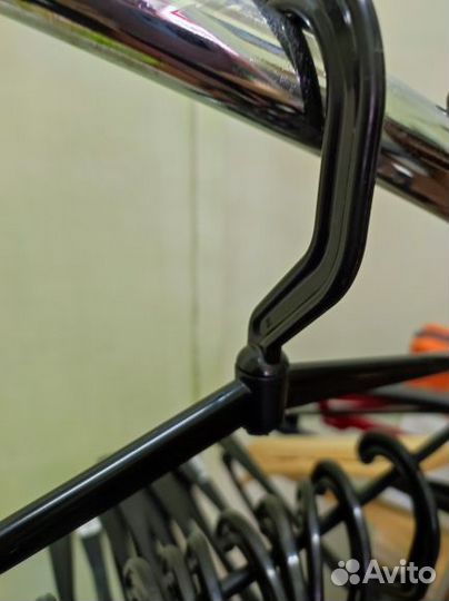 Вешалка вращающаяся