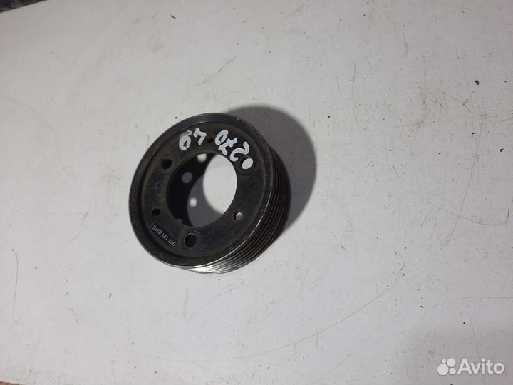 Шкив водяного насоса (помпы) Skoda Fabia