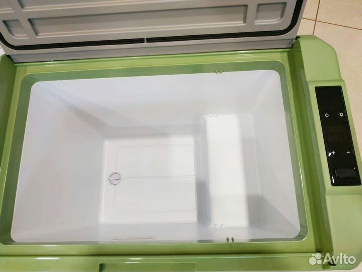 Автохолодильник компрессорный 50 литров