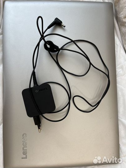 Ноутбук lenovo
