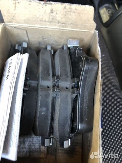 Тормозные колодки передние mercedes w176