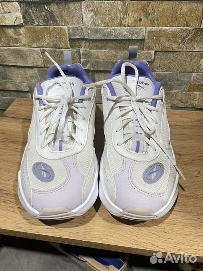 Кроссовки Reebok женские 235