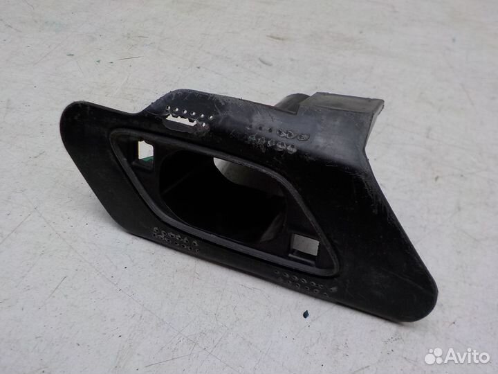 Форсунка омывателя фары Volkswagen Jetta 2011