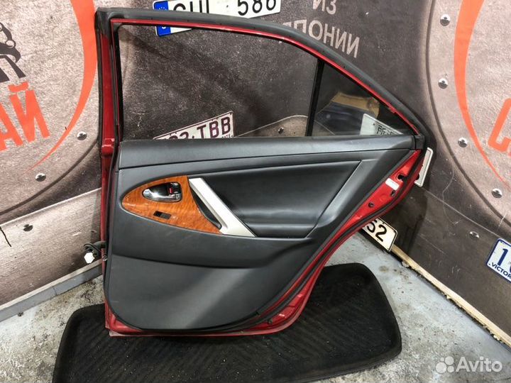 Дверь задняя правая Toyota Camry V40