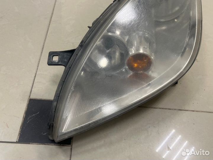 Фара передняя левая Mitsubishi Colt Z34A 135930