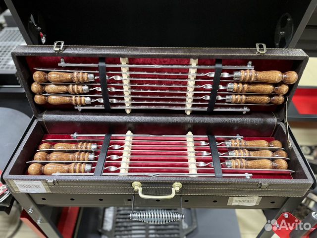 Шампура деревянные в чемодане