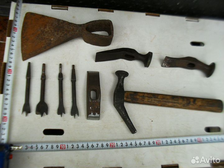 Молоток плотника,столяра,сапожный,для косы и други