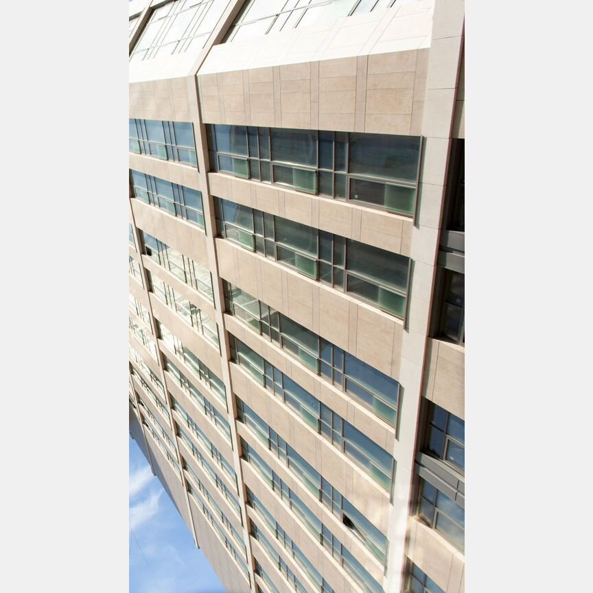 3-к. квартира, 102 м², 19/23 эт.