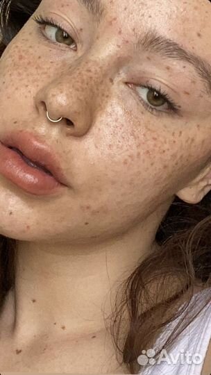 Модель на пирсинг