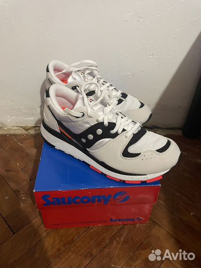 Кроссовки Saucony azura