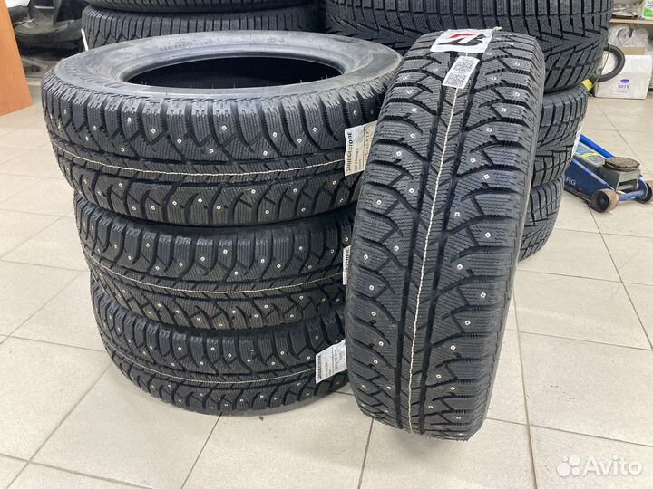 Bridgestone Ice Cruiser 7000S 225/60 R17 99T