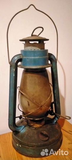 Керасиновая лампа 