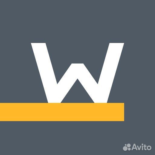 Водитель с личным грузовым авто