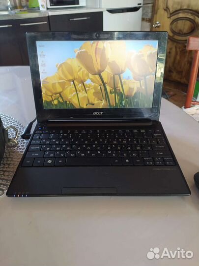 Нетбук acer aspire one
