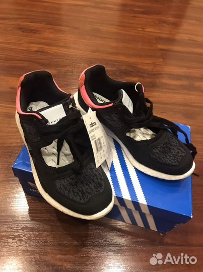 Кроссовки Adidas 36