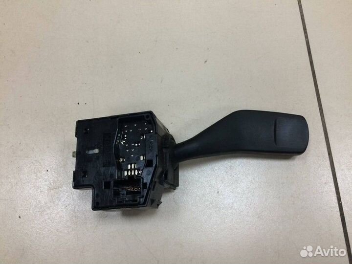 Переключатель поворотов подрулевой Ford Focus