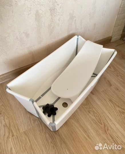 Ванночка для купания stokke