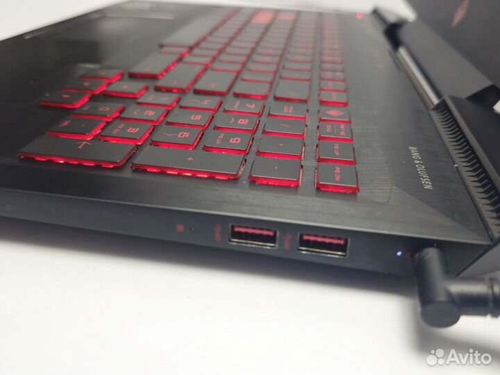 Игровой ноутбук HP Omen 15 GTX1050/SSD512/DDR4