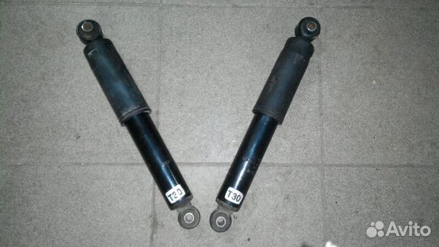 Амортизатор задний Киа Цератто 553001M300