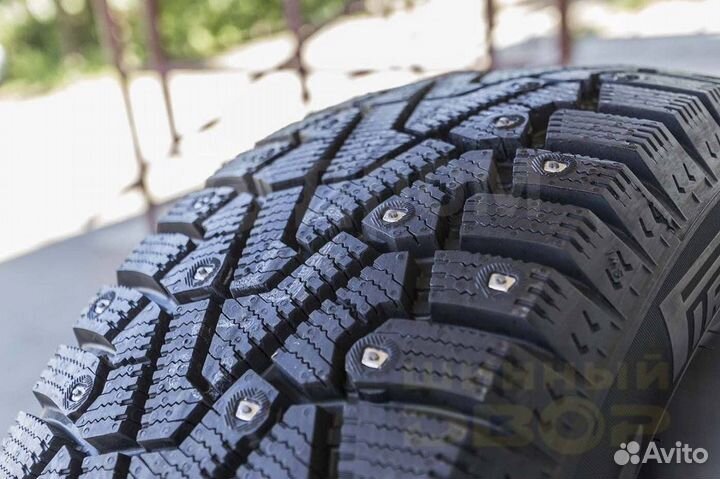 Pirelli Ice Zero 215/60 R16 99T