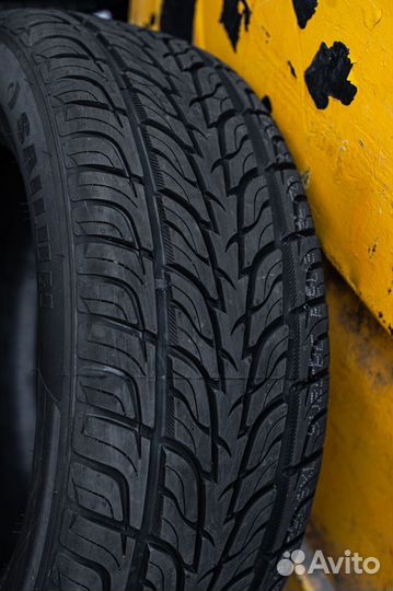 Sailun Atrezzo SVR LX 305/45 R22 118V