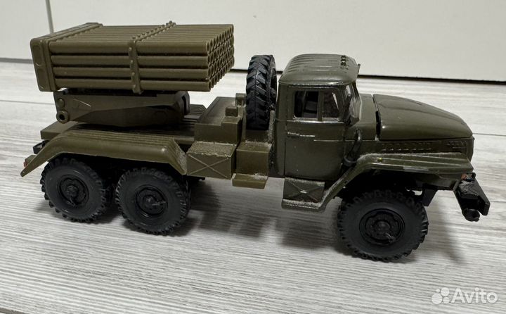 Модель 1:43 Урал бм-21 Град