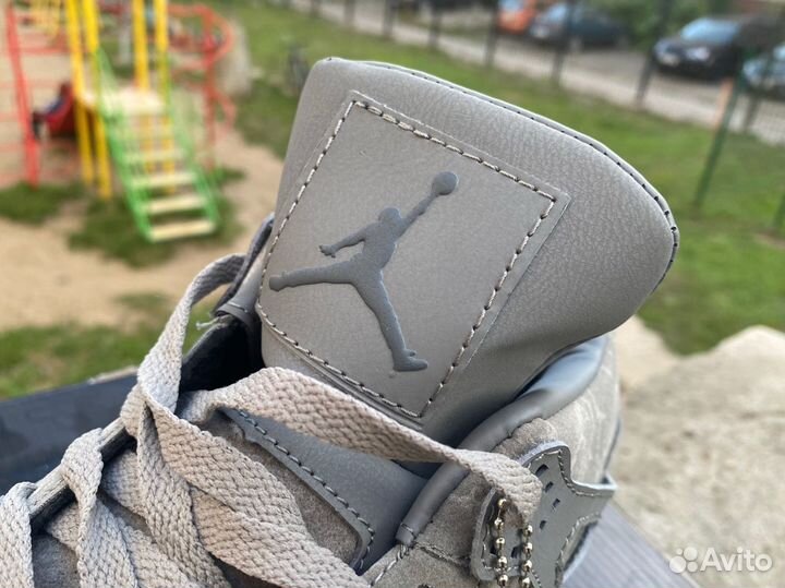 Кроссовки мужские Nike Air Jordan 4 Kaws