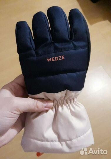 Горнолыжные перчатки на девочку