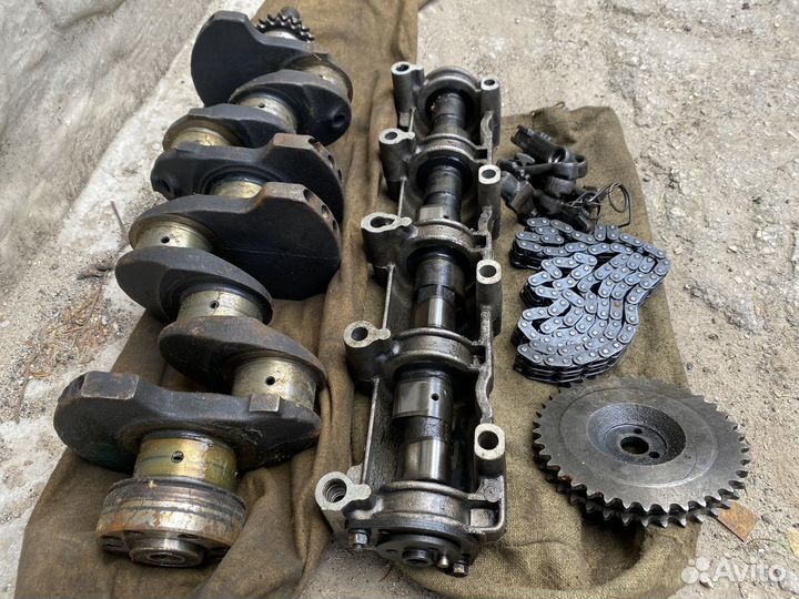 Комплект: коленвал, распредвал, цепь