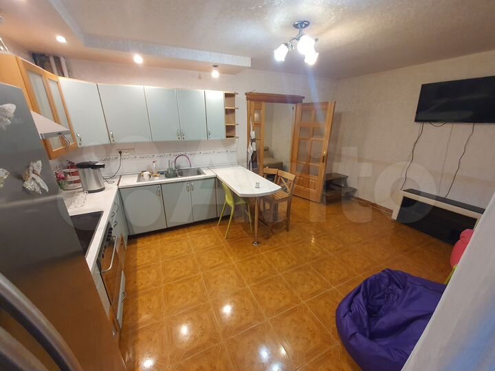 Комната 18 м² в 4-к., 2/9 эт.