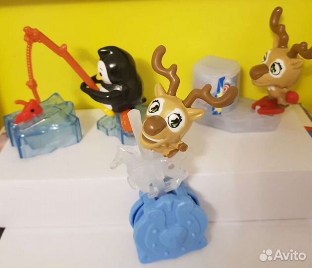 Игрушки из Макси киндеров