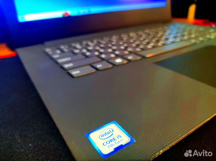 Ноутбук Lenovo i5-7200u full hd