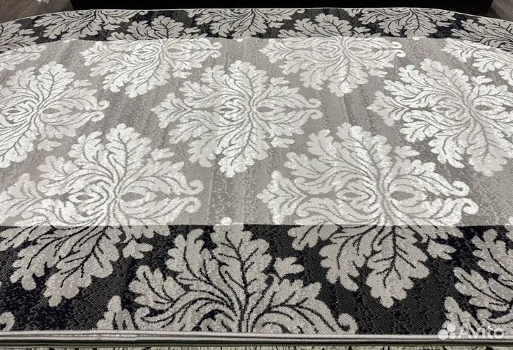 Ковер новый В упаковке 4 на 2 Турция