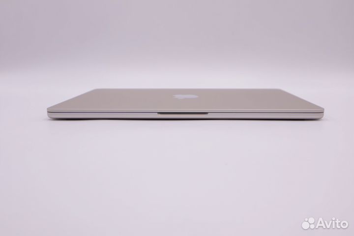 MacBook Air 13 2022 m2 8gb 256gb